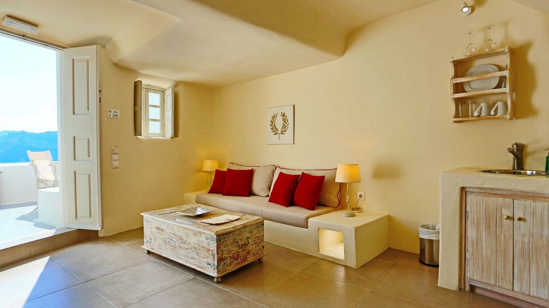 Postcard from Oia photo 2