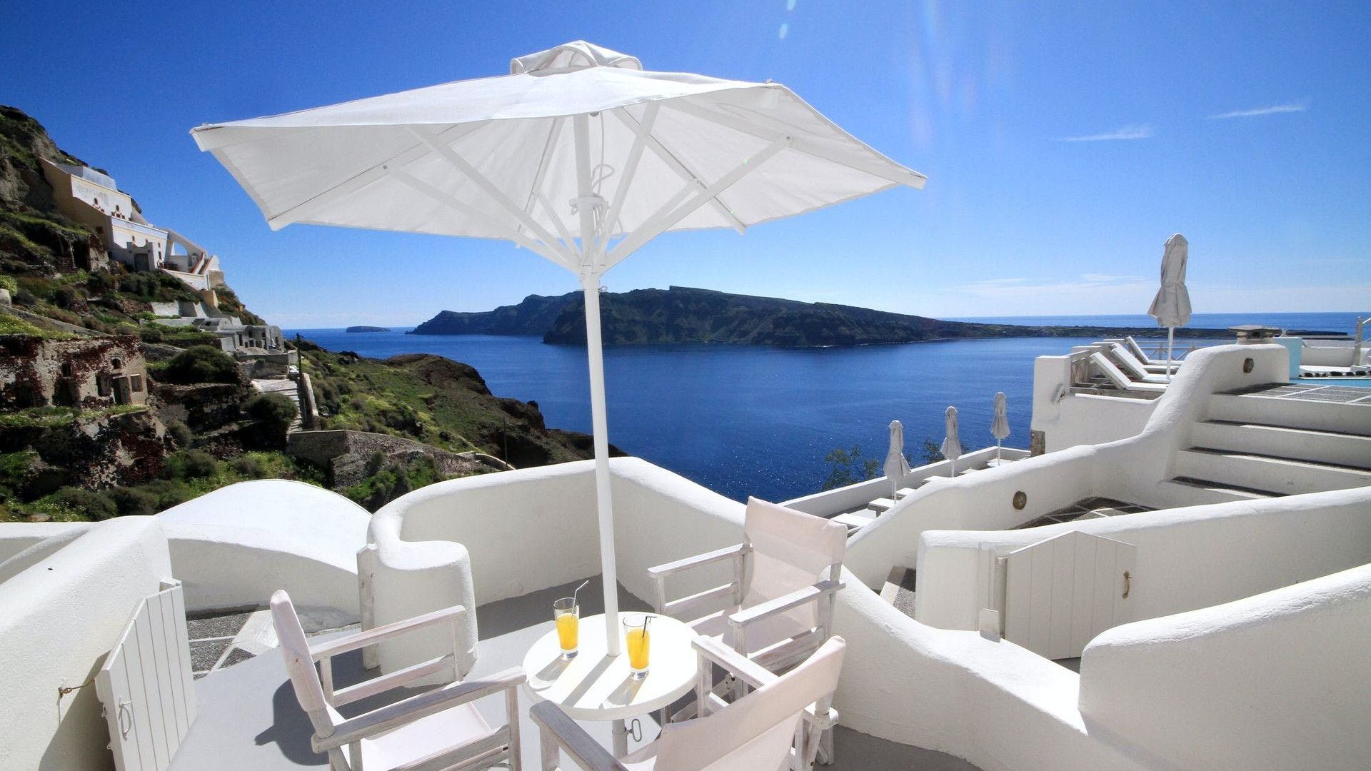 Postcard from Oia photo 1