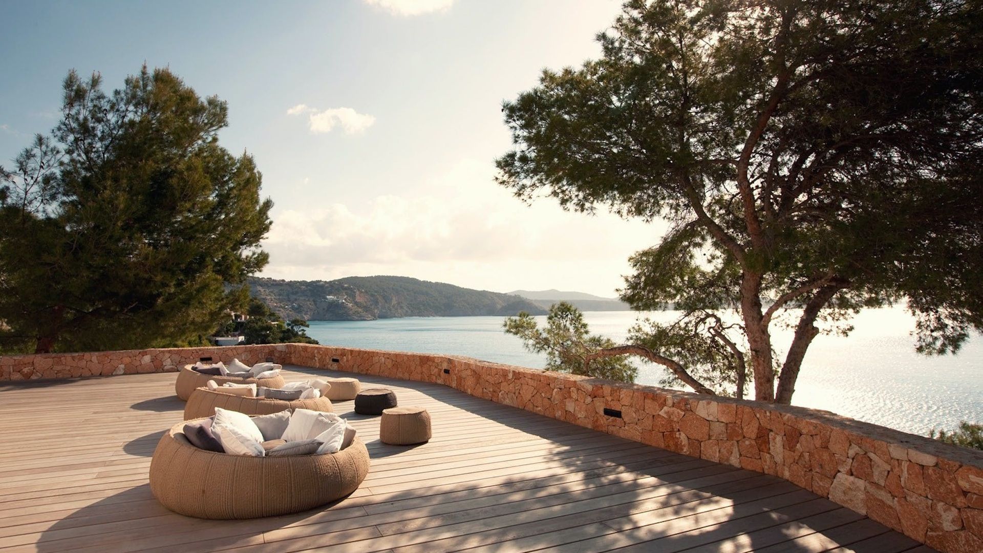 Cliffside Bliss photo 7