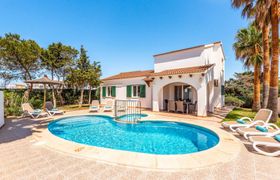 Villa Menorca reviews