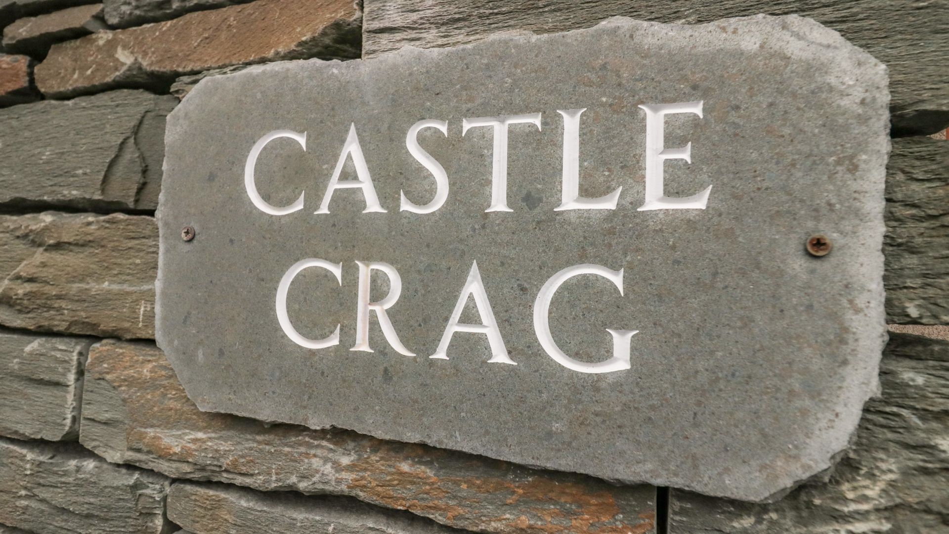 Castle Crag photo 4