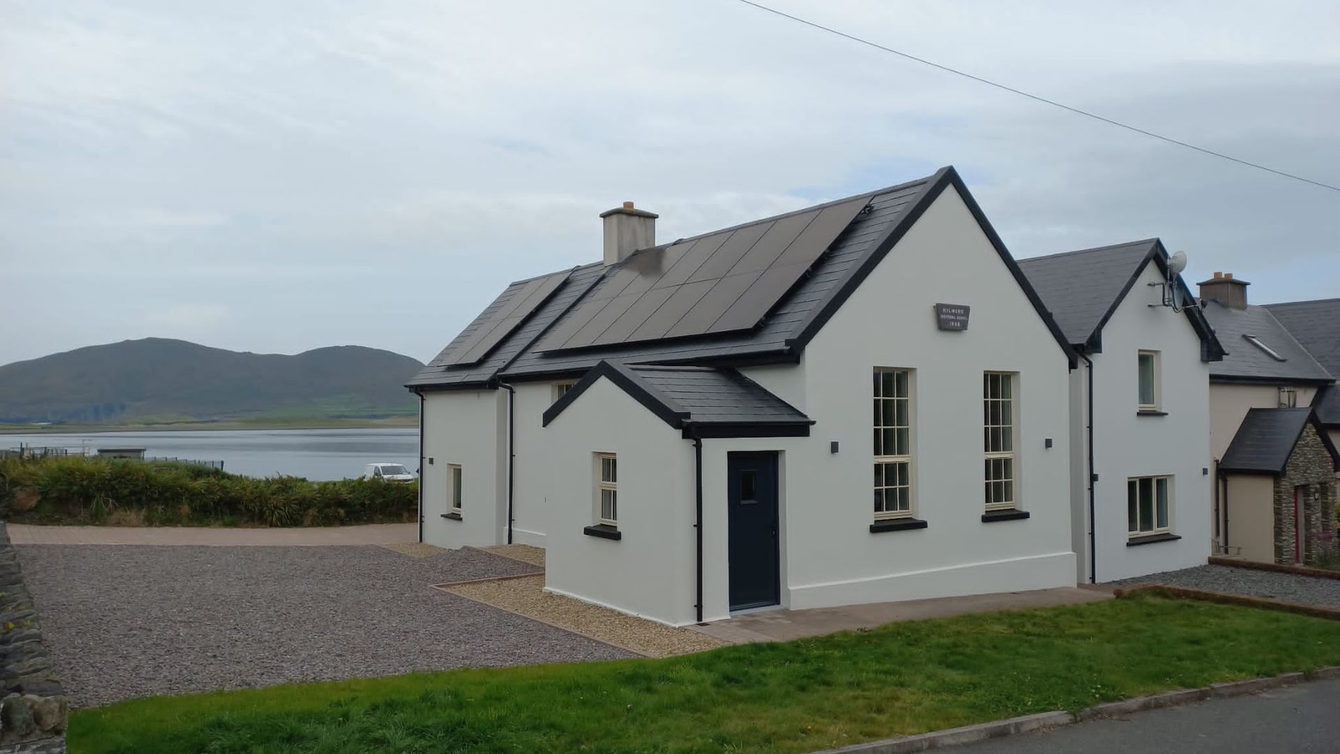 Modern Living in Nightstown Valentia Island photo 5