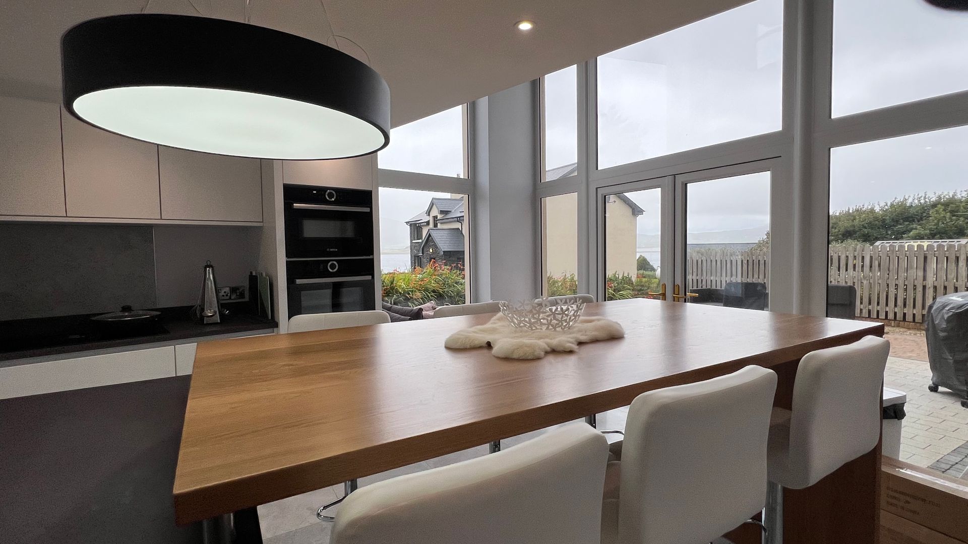 Modern Living in Nightstown Valentia Island photo 12