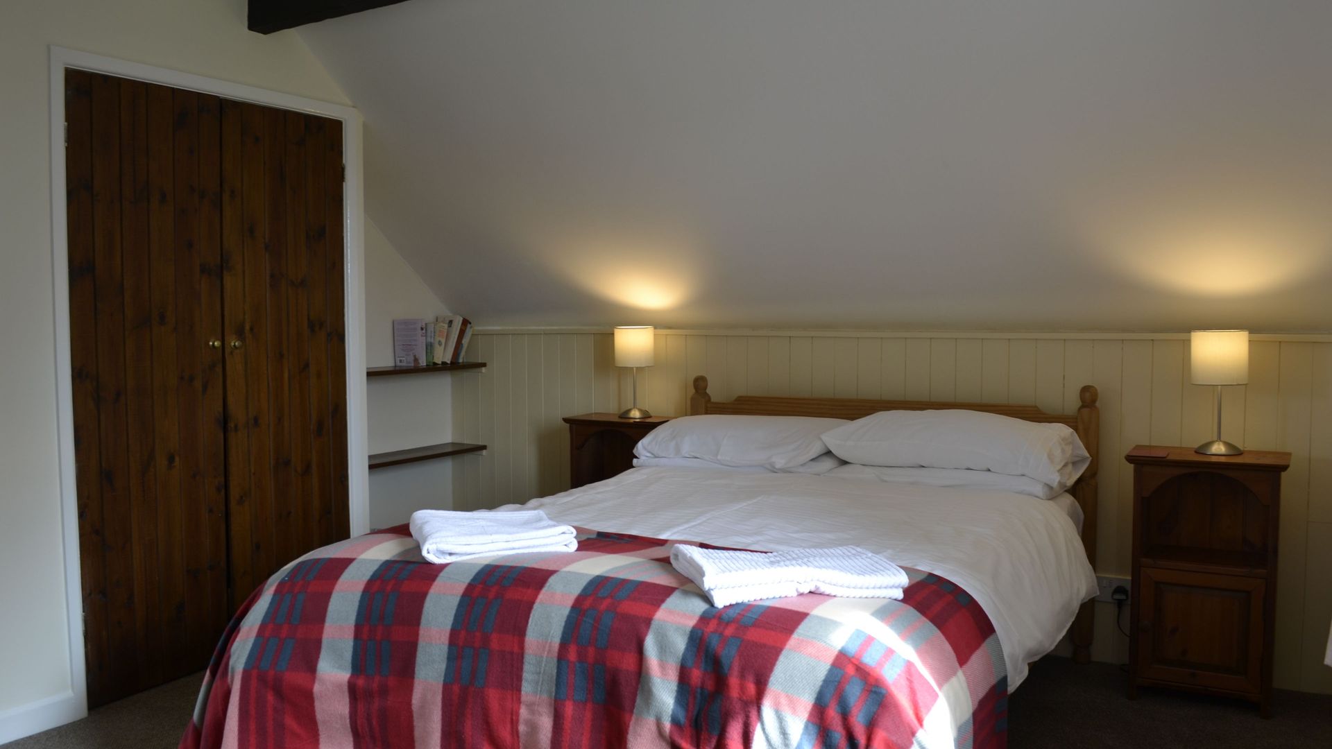Quarme Cottage, Wheddon Cross photo 10