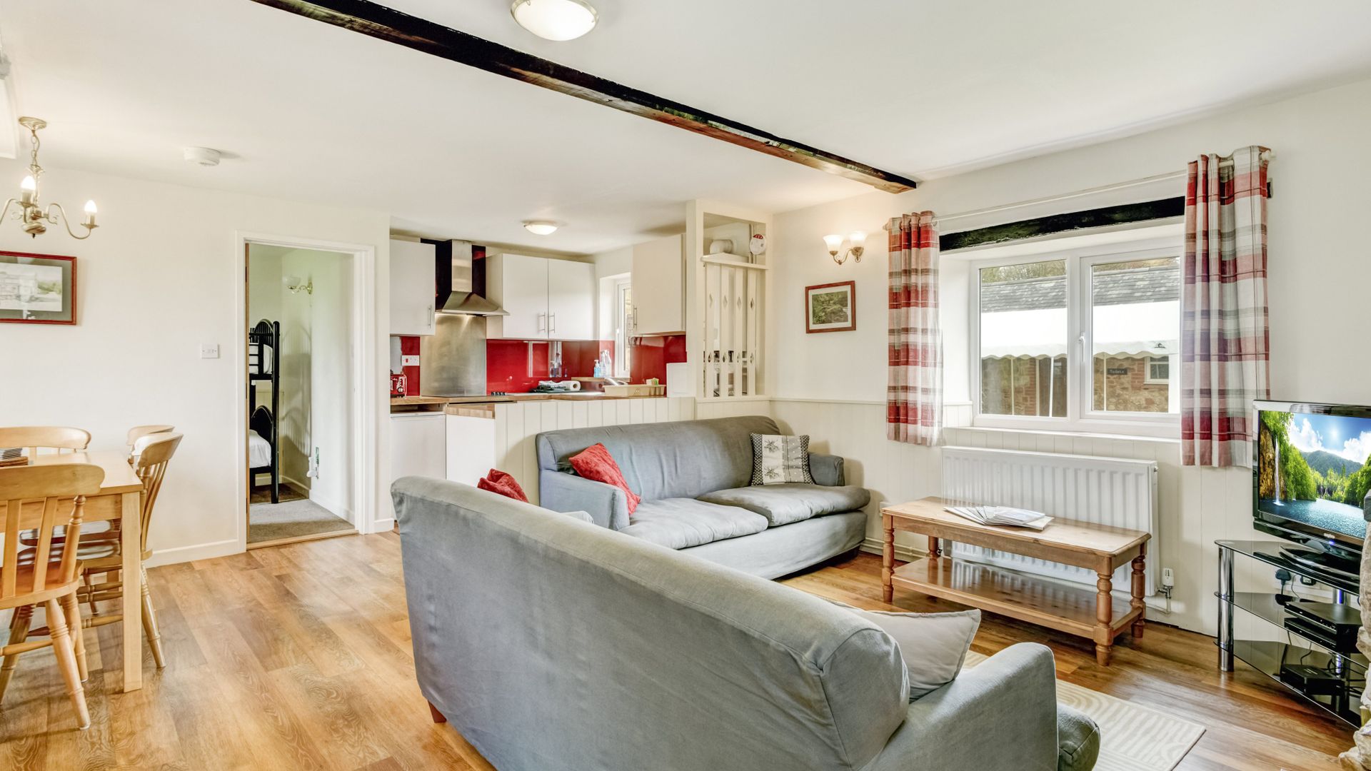 Quarme Cottage, Wheddon Cross photo 4