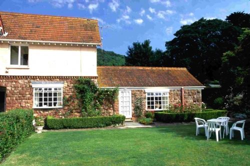 April Cottage photo 5