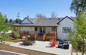 Vineyards & Verandas