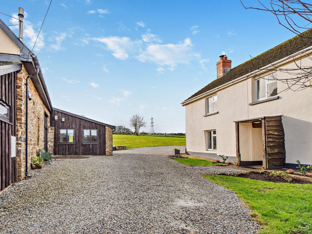 Cottage in North Devon photo 1