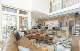 Majestic Summit House reviews