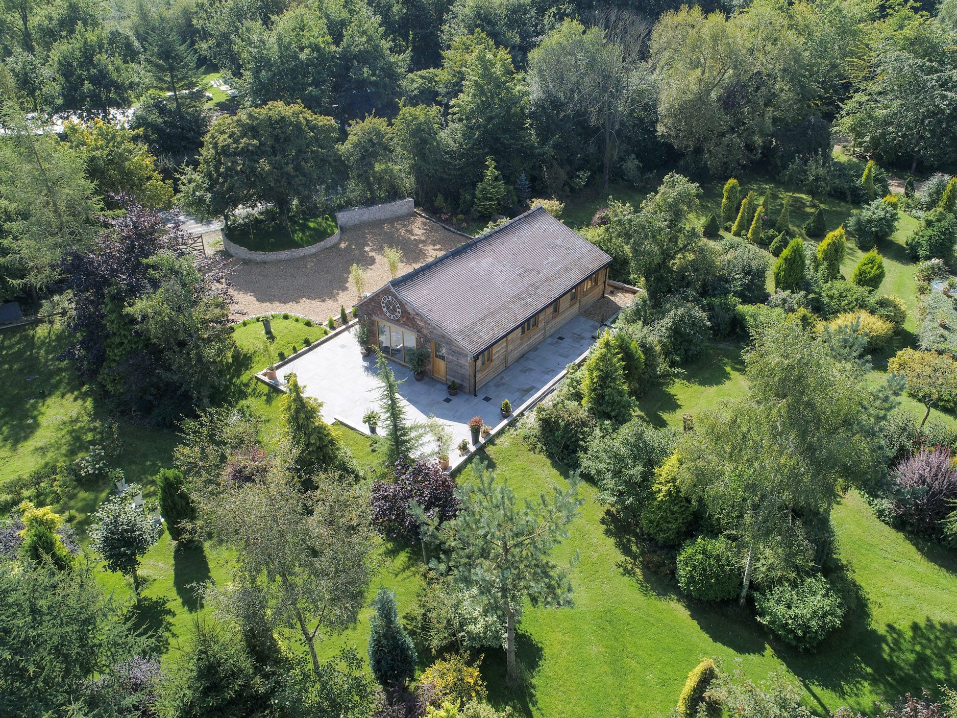 Ladycroft Barn photo 2