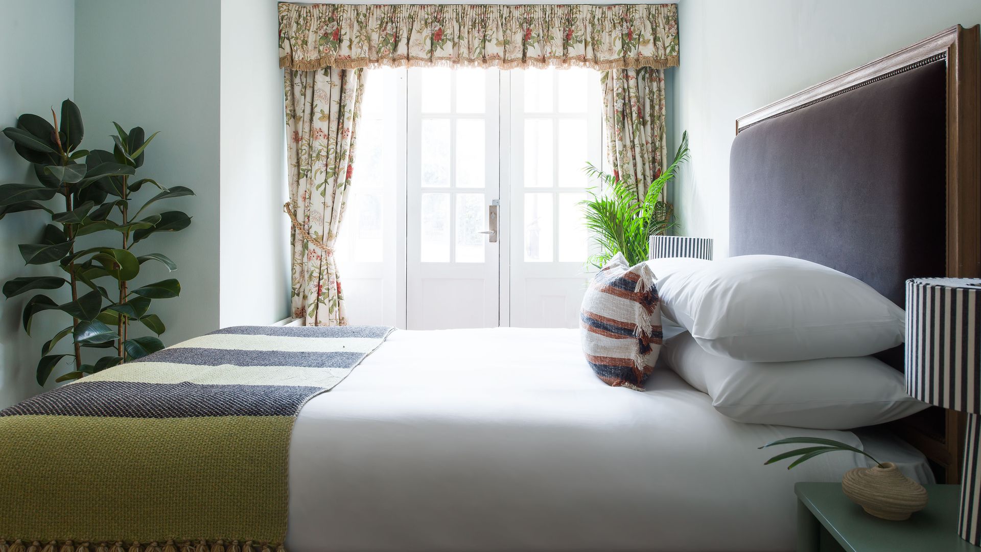 Notting Hill Oasis photo 9