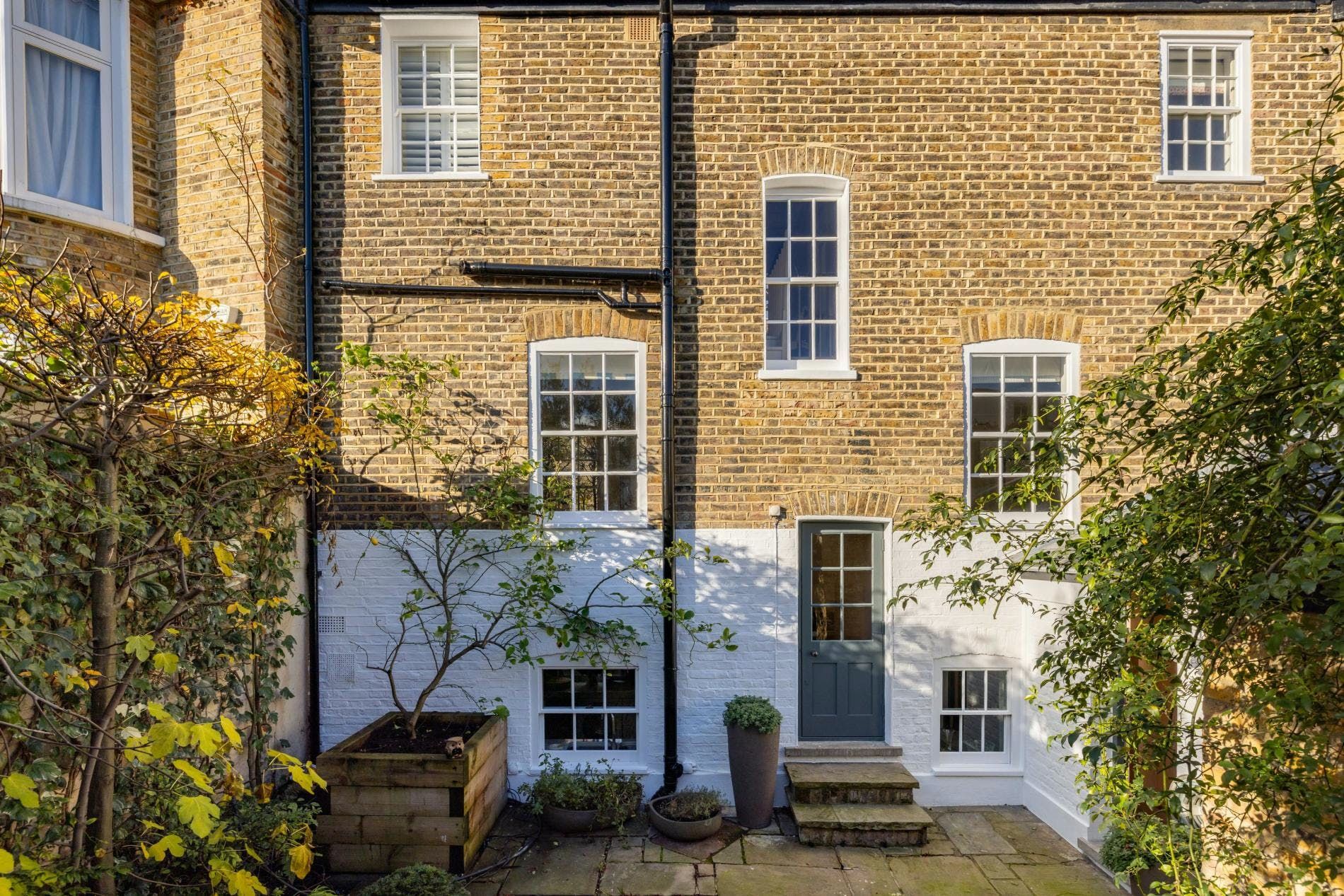 London Living photo 2