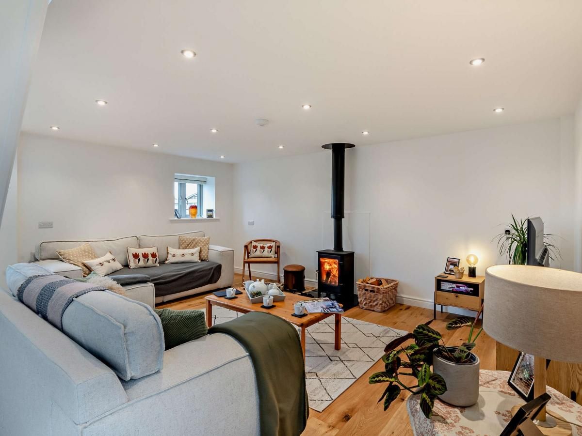Cottage in East Riding photo 4