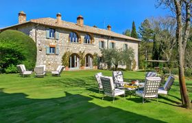 On Tuscan Hill reviews