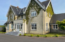 Luxury Laois Residence reviews