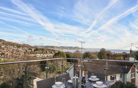 5 Victoria House reviews