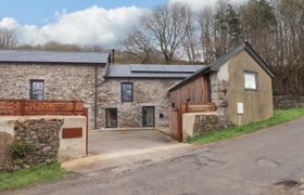 3 Caddaford Barns reviews