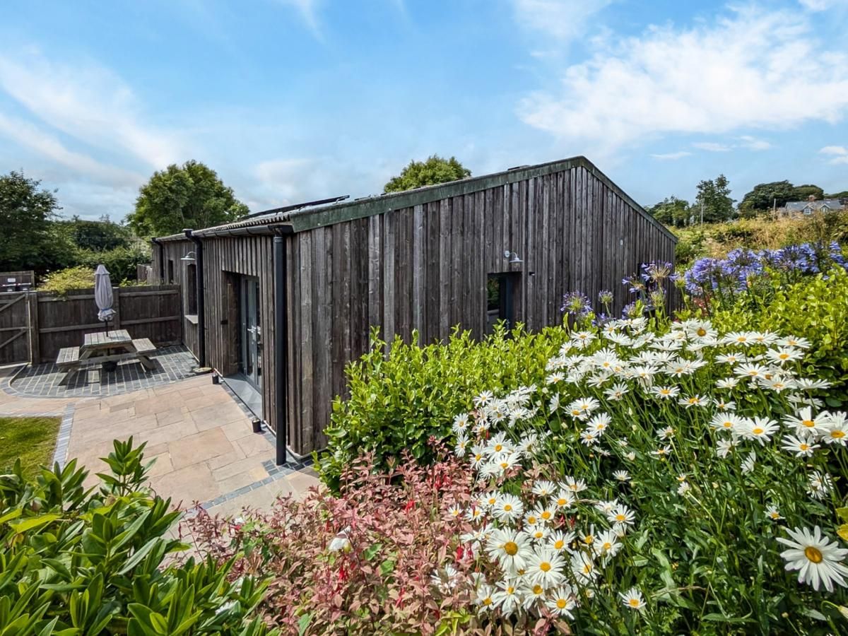 Barn in West Cornwall photo 1