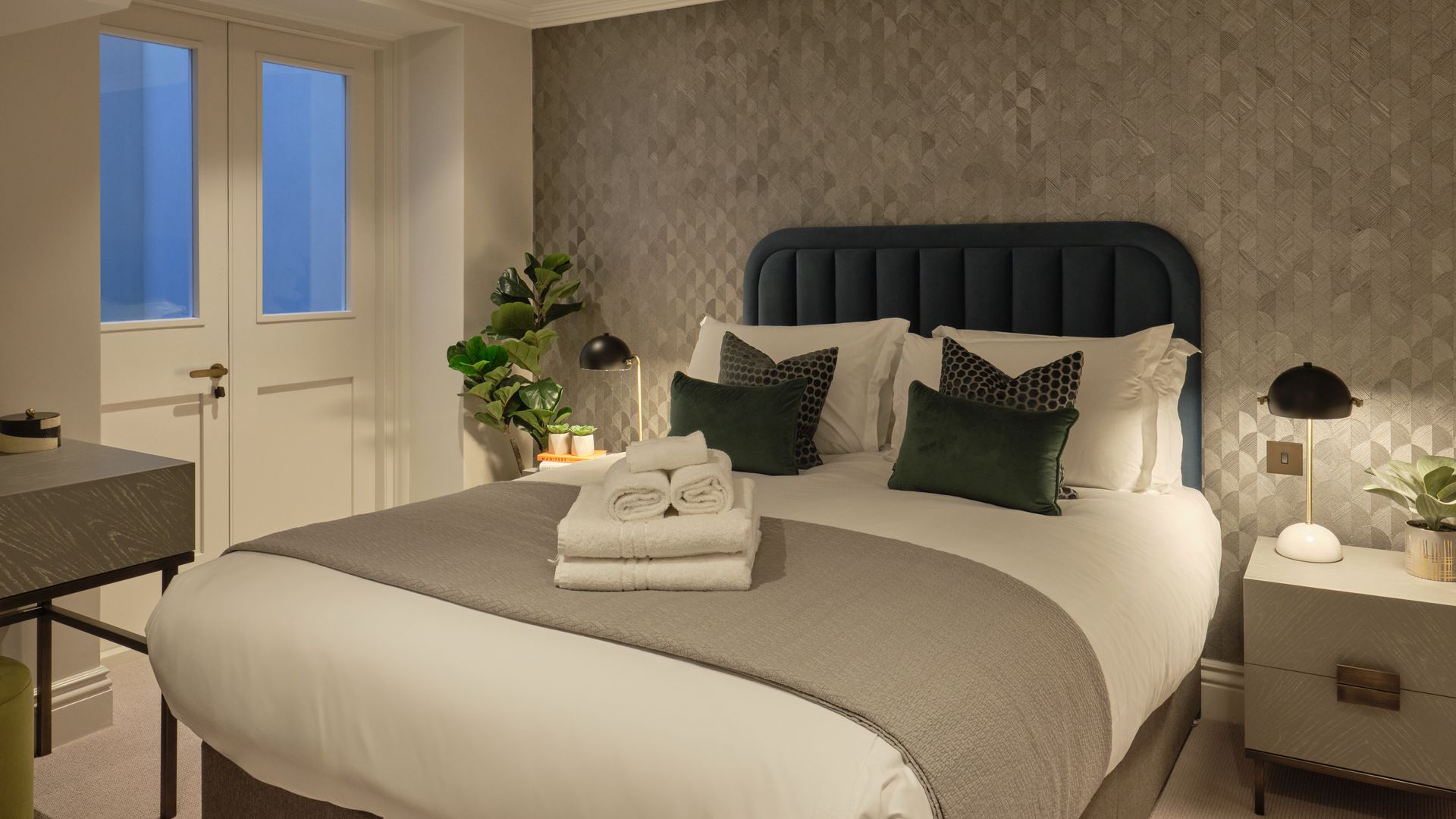 Mayfair's Modern Muse photo 8