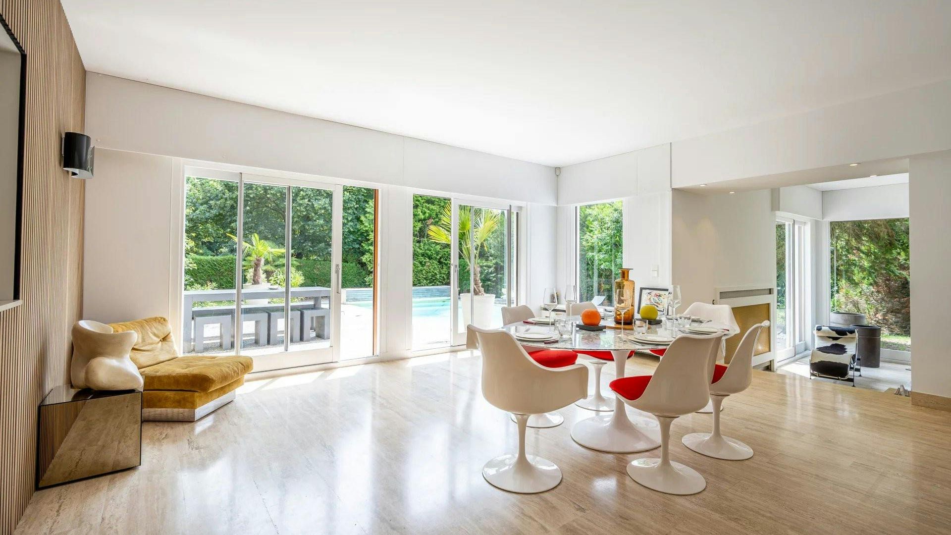 Majestic Residence photo 1