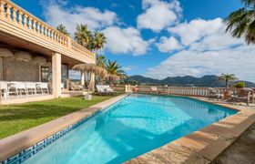 A Touch of Paradise reviews