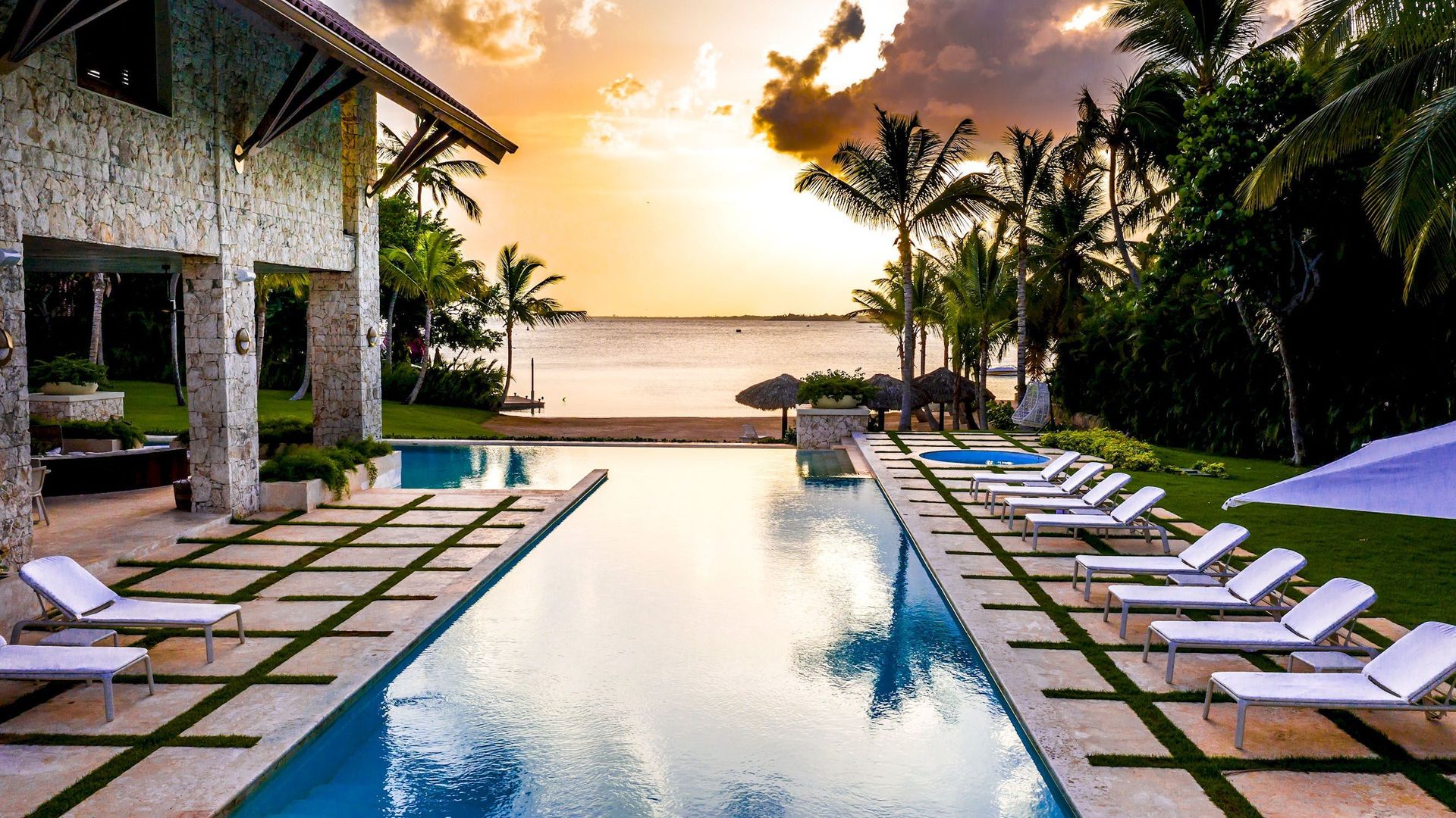 Tropical Bliss Villa photo 4