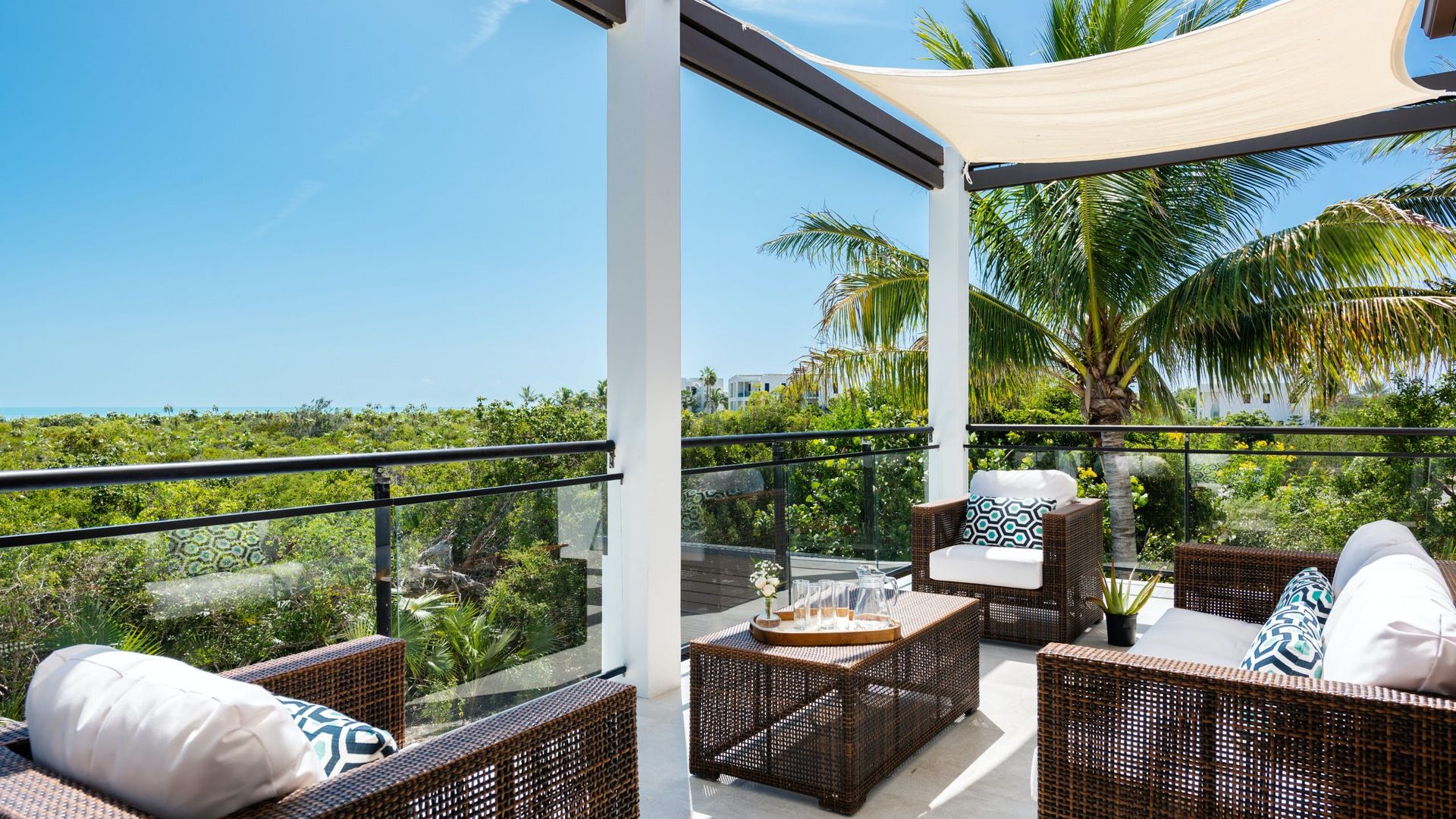 Bahamian Breeze photo 2