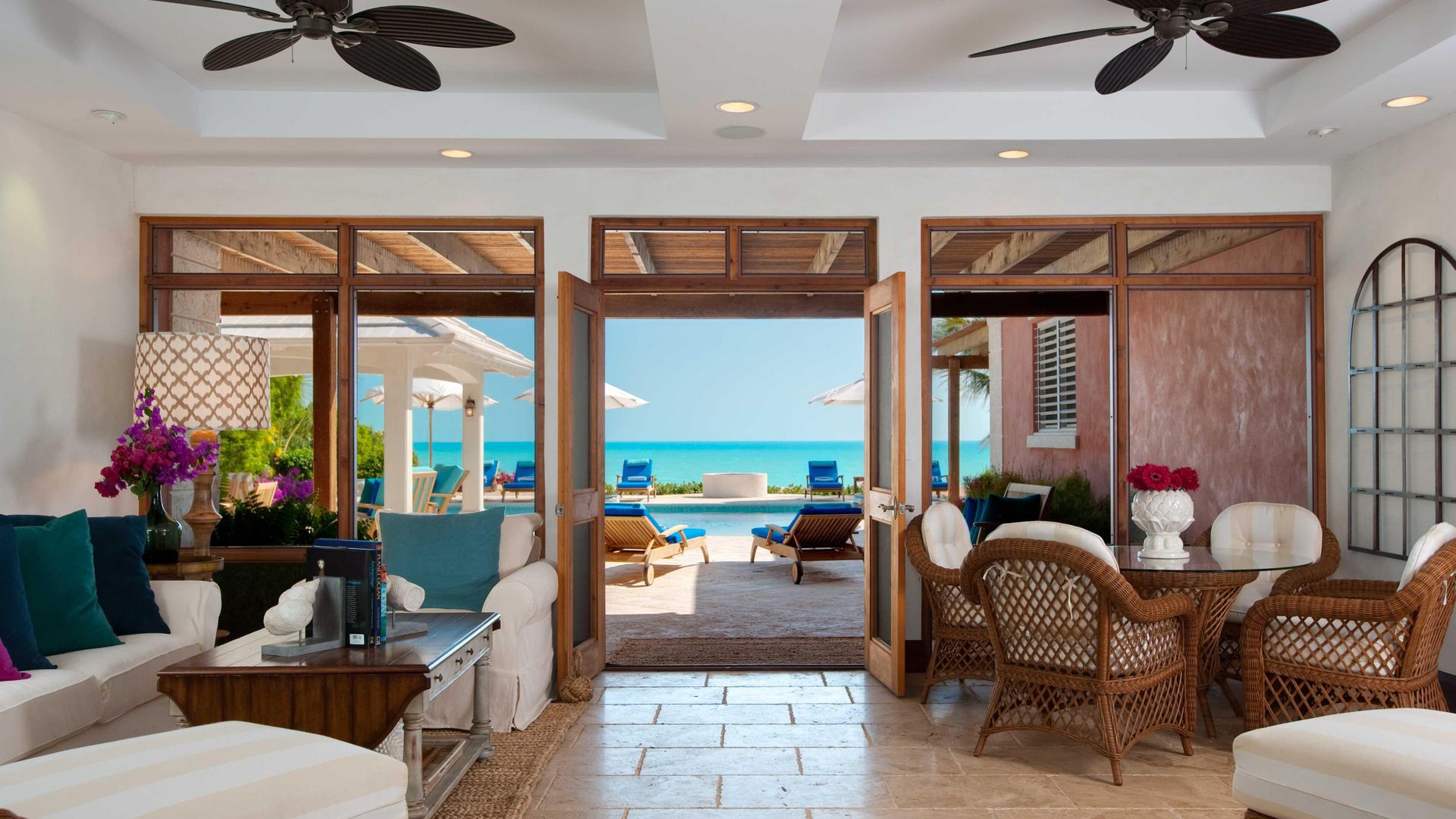 Paradisiacal Pleasures photo 7