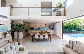 Tranquil Bay Getaway