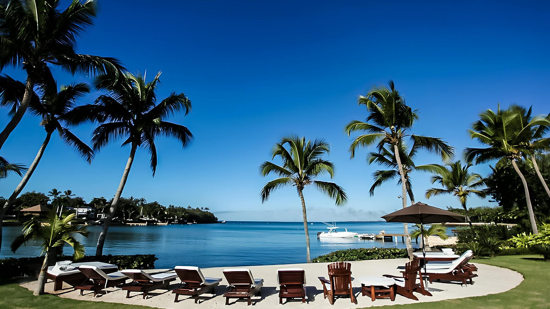 Paradise Panorama photo 10