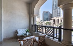 Souks & Skyscrapers reviews