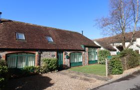 2 Engine House reviews
