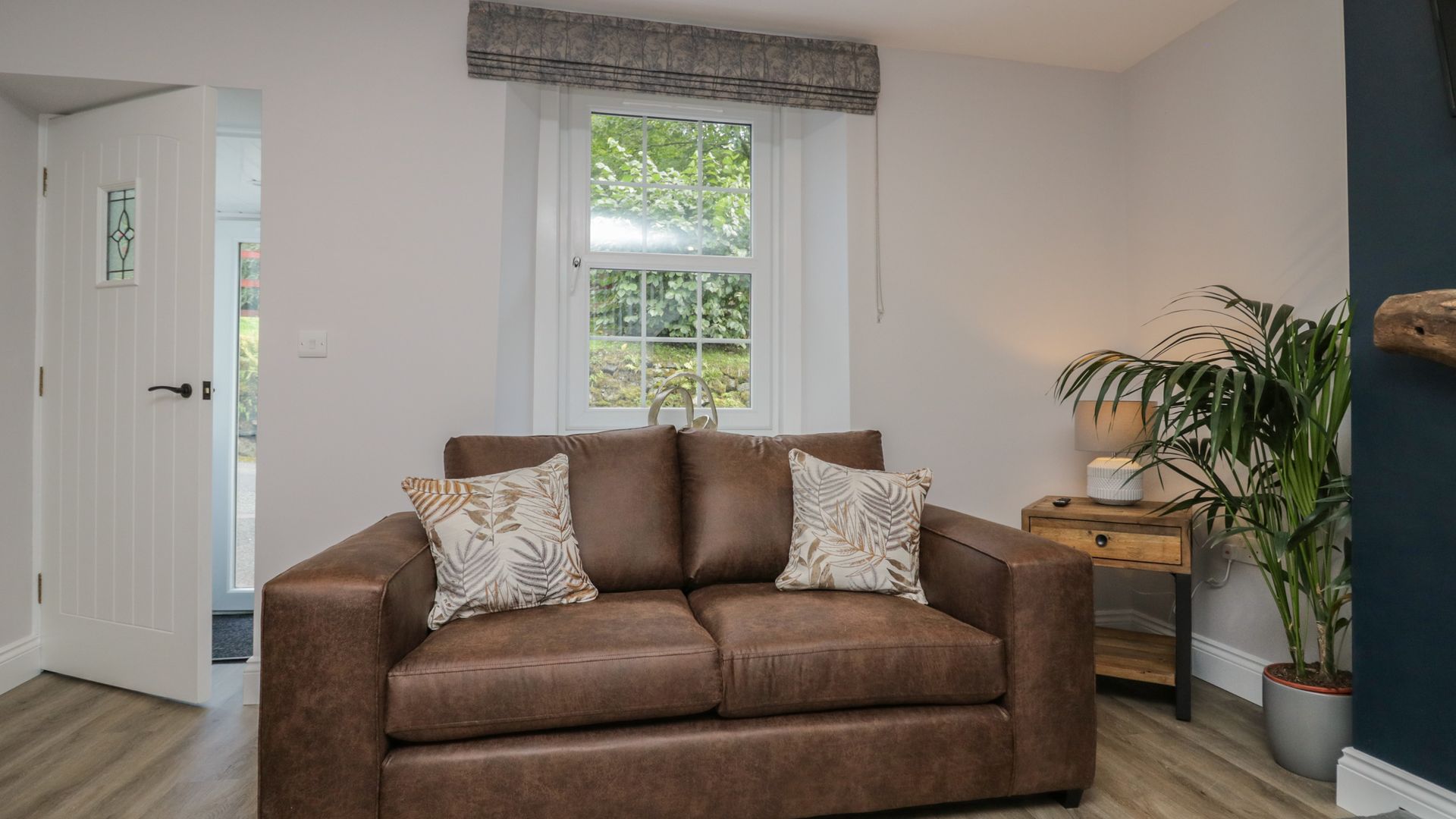 Garden Cottage No 1 photo 5