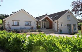 Leafield House @ Nables Farm