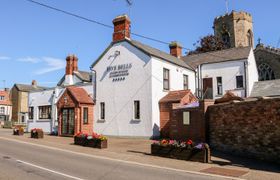 The Five Bells Inn reviews
