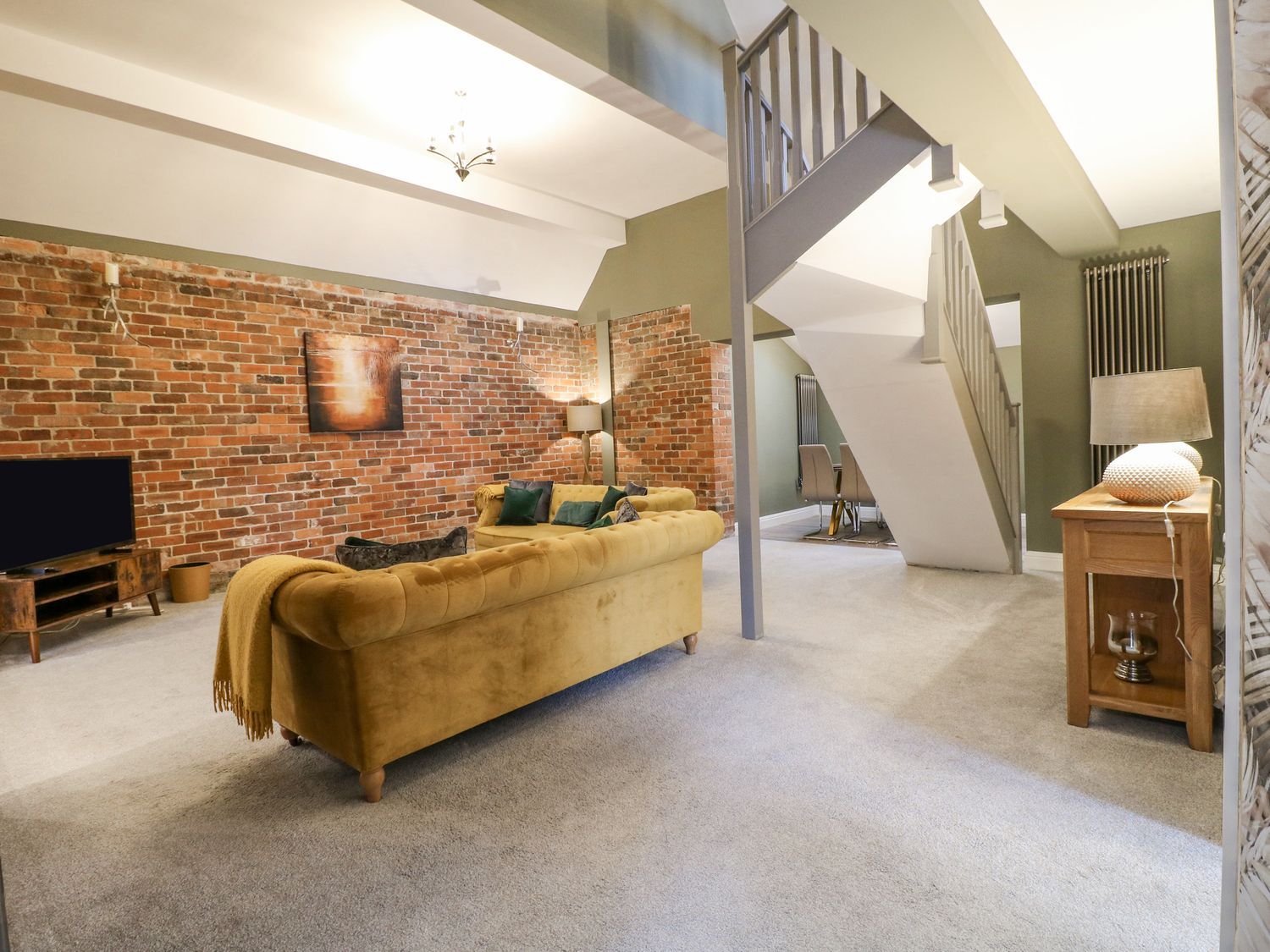 Hunters Lodge at Wildersley Farm photo 6