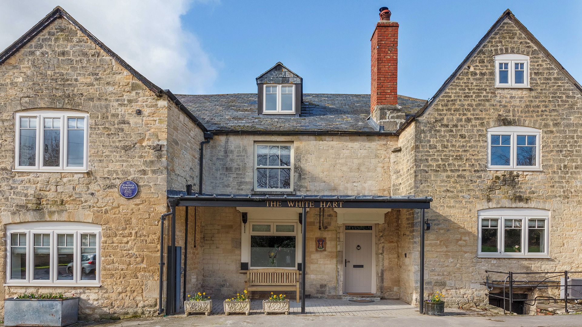 The Cotswold Inn 5Star SelfCatering Leonard Stanley Fivestar.ie