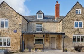 The Cotswold Inn reviews