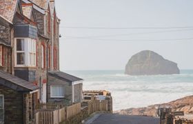 Tintagel Sea view