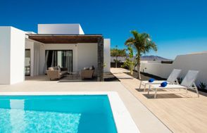 Villa Iris