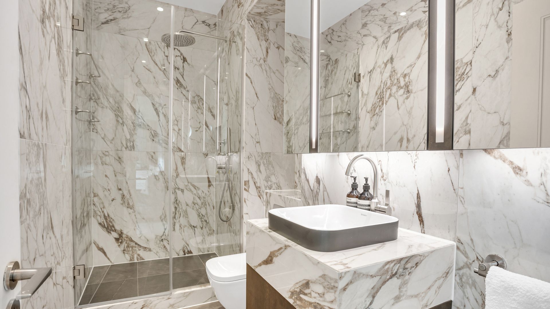 Marble & Jewel photo 9