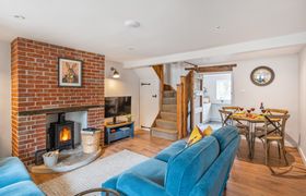 Fox Earth Cottage