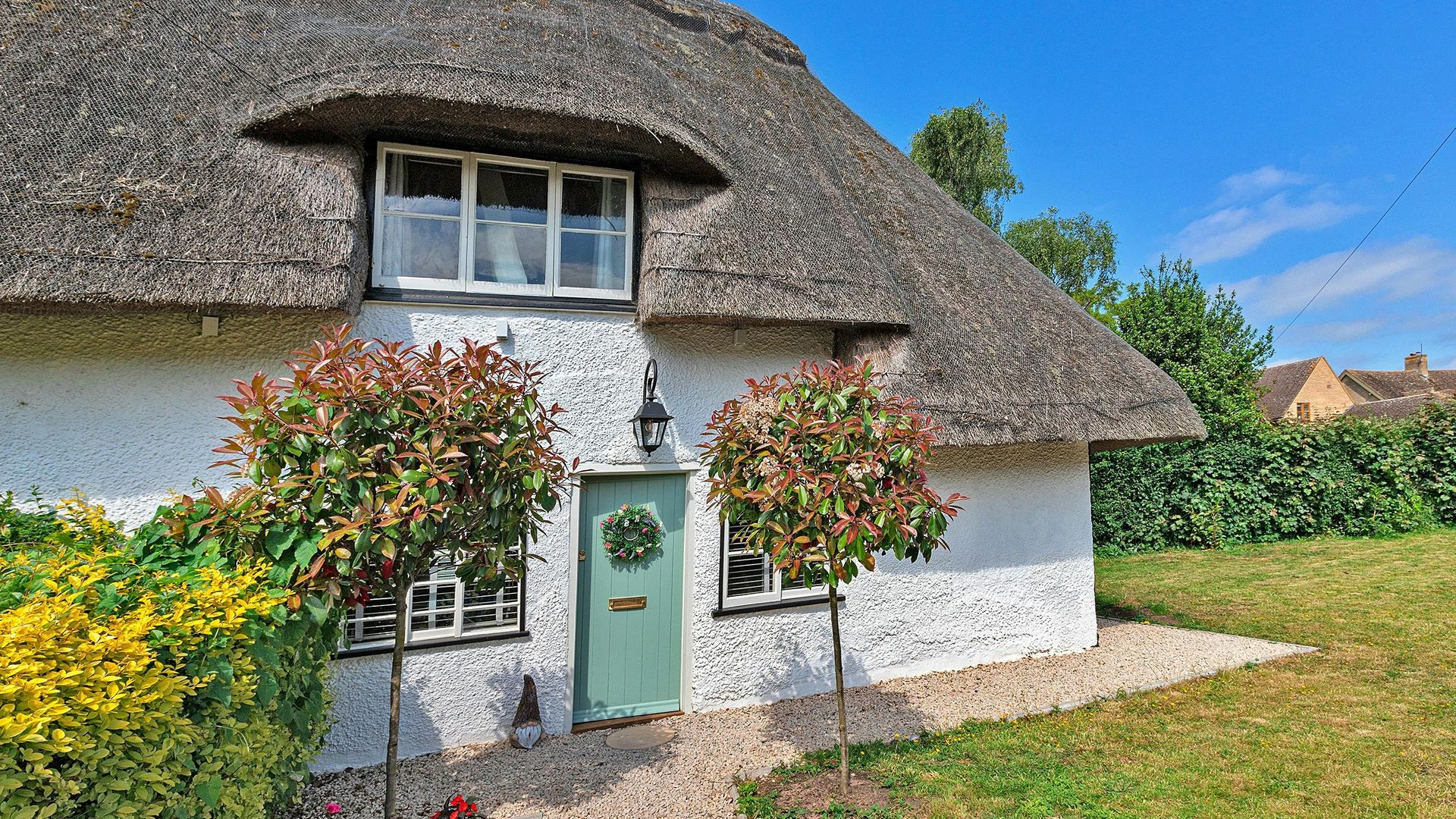 Charming Thatch photo 1