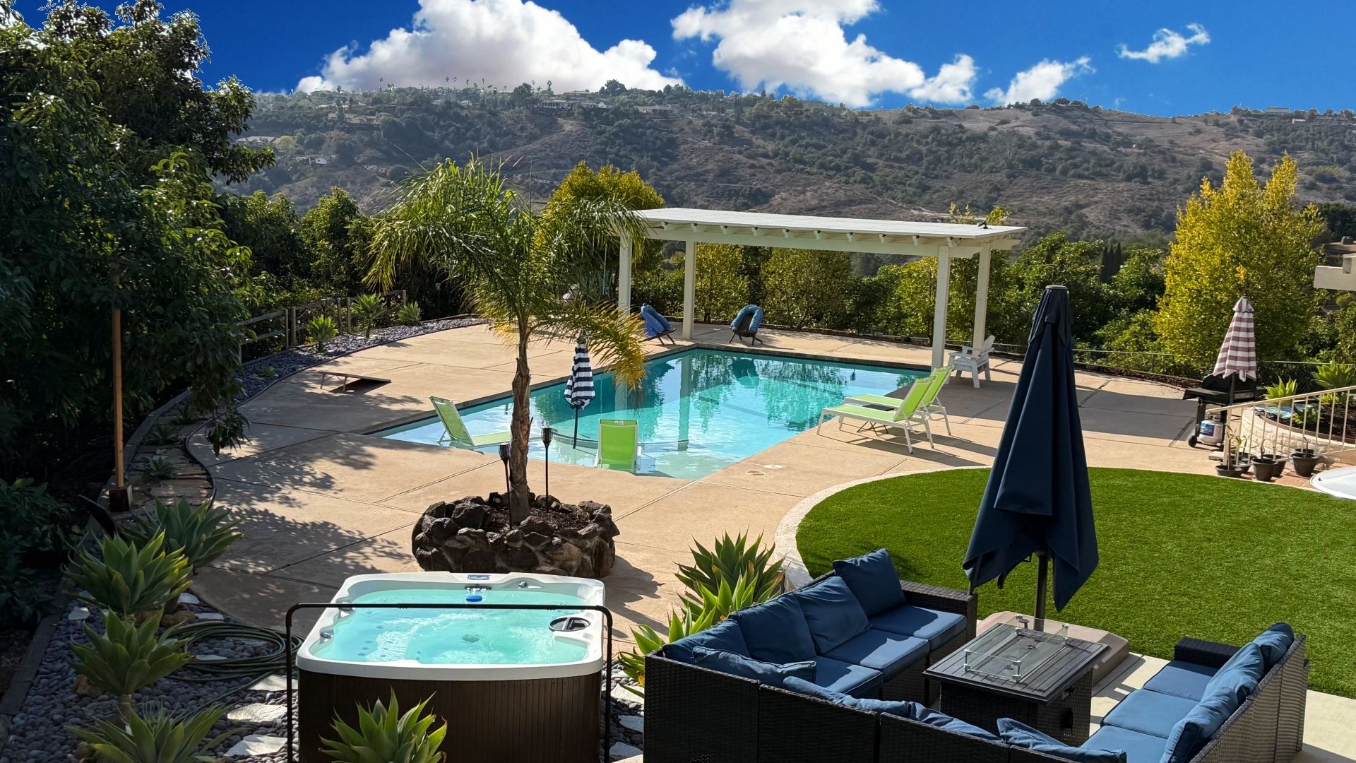 Pool Oasis photo 3