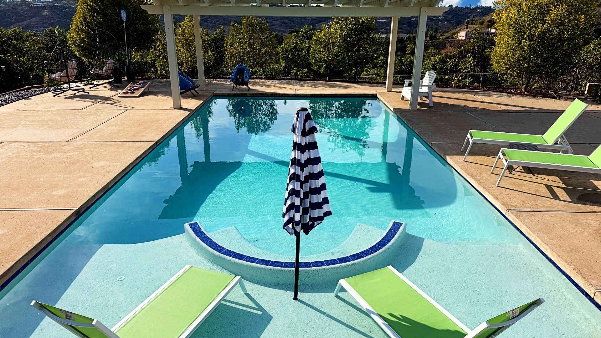 Pool Oasis photo 7