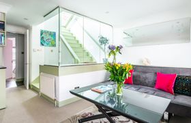 Neal's Rooftop Retreat reviews