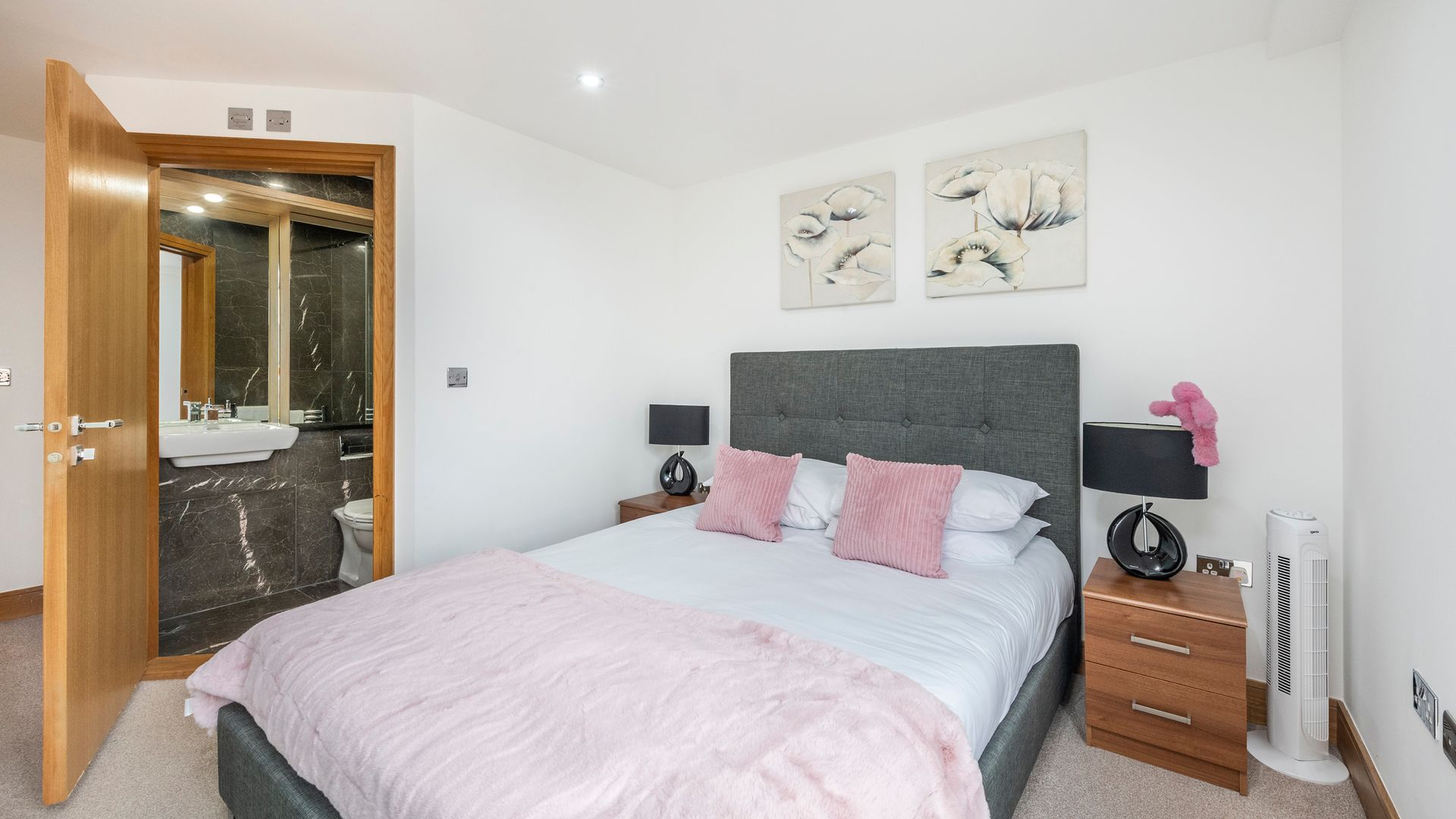 A Central Abode photo 9