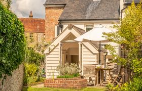 Pearl of Sussex reviews