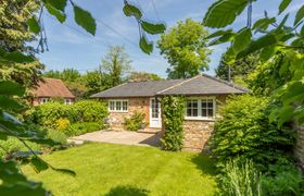 The Cobblestone Cottage