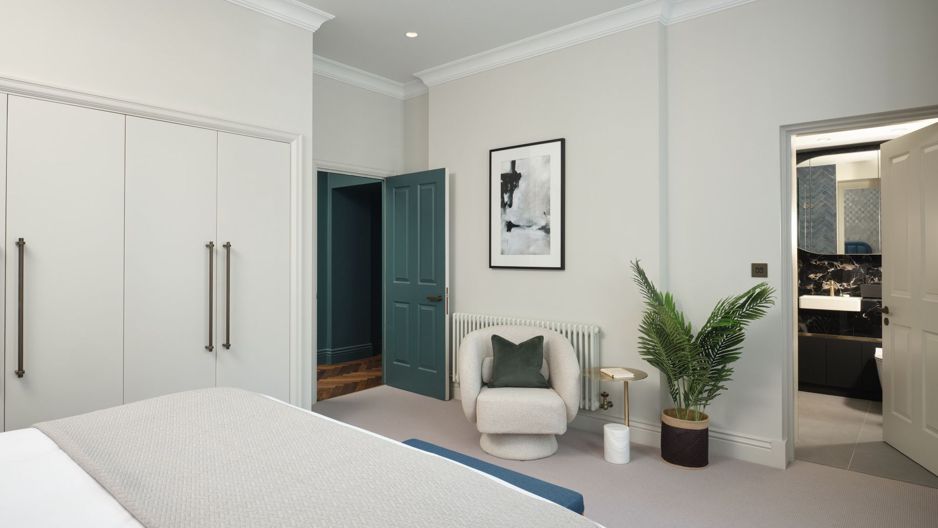 A Moment in Mayfair photo 5